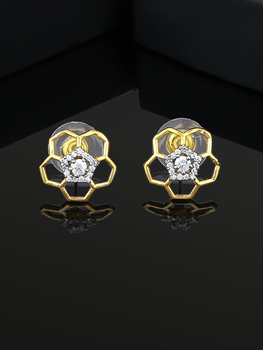 

Estele Gold-Plated Floral Studs Earrings, White