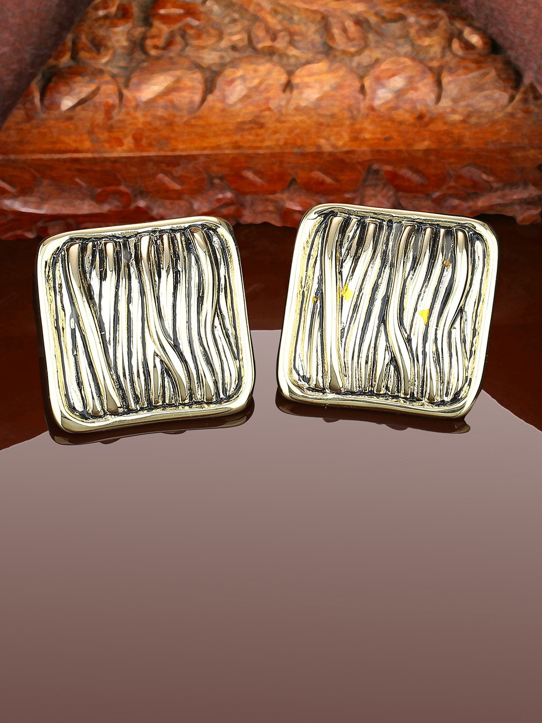 

Estele Gold-Plated Square Studs Earrings