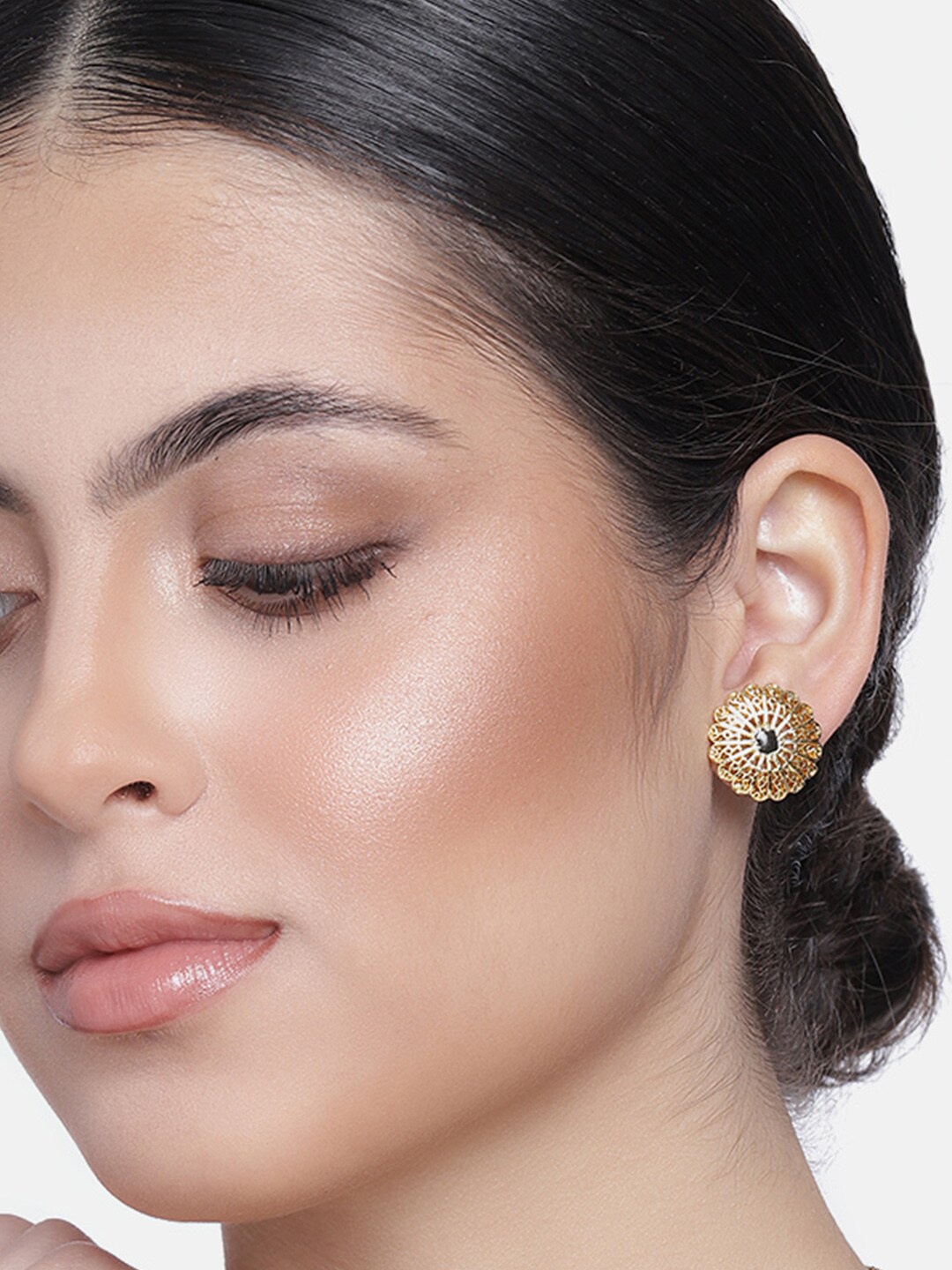 

Estele Gold-Plated Floral Studs Earrings