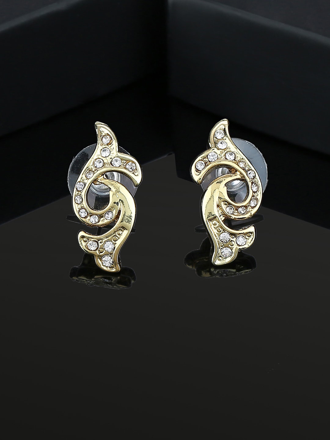 

Estele Gold-Plated Contemporary Studs Earrings