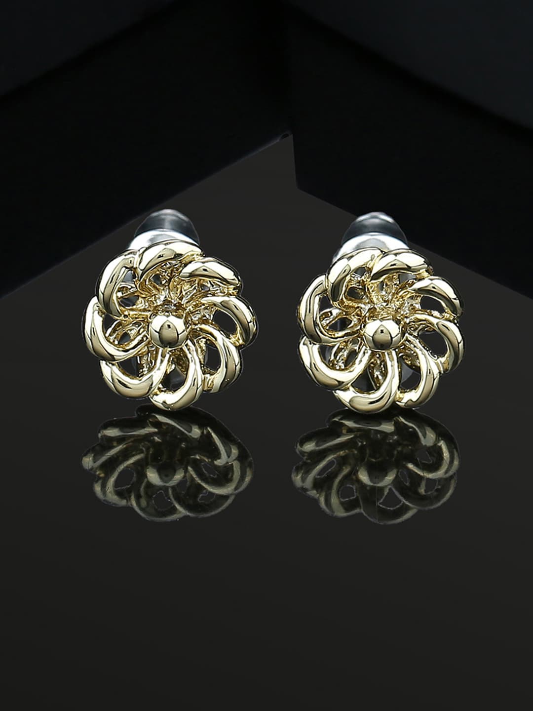 

Estele Gold-Plated Floral Studs Earrings