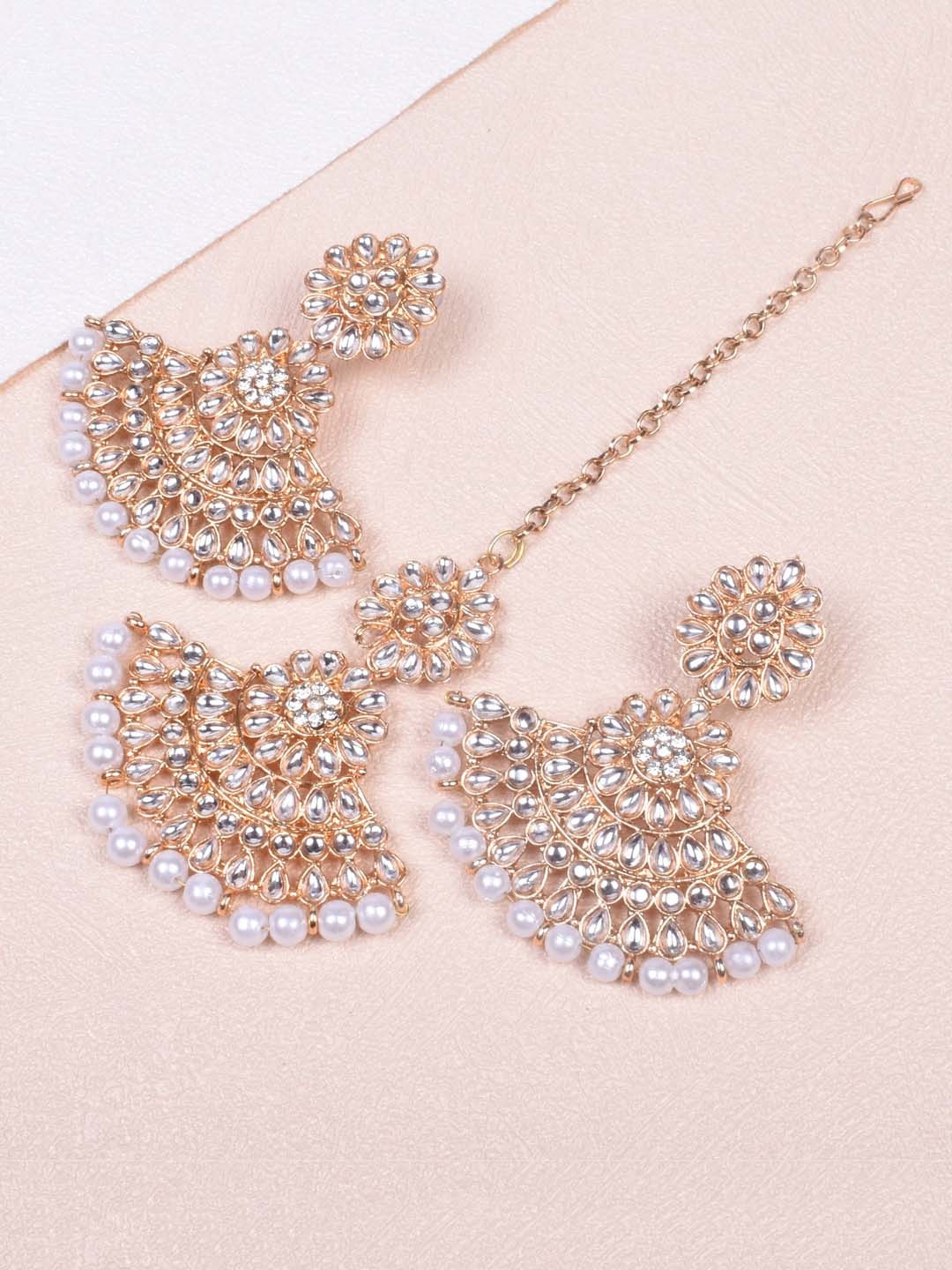 

STEORRA JEWELS Gold-Plated Stone-Studded & Beaded Jewellery Set