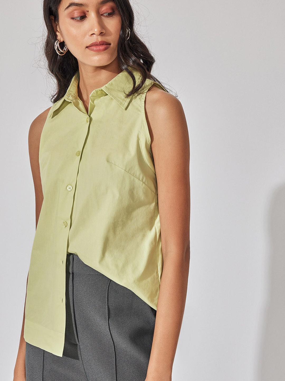 

The Label Life Sleeveless Cotton Casual Shirt, Green