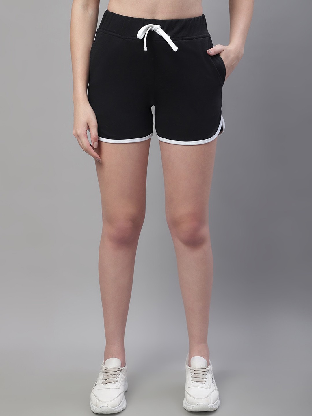 

Rute Women Slim Fit High-Rise Sports Shorts, Black