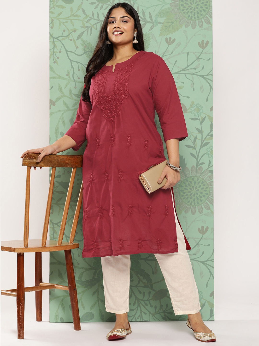 

Yufta Plus Size Floral Embroidered Chikankari Pure Cotton Kurta, Burgundy