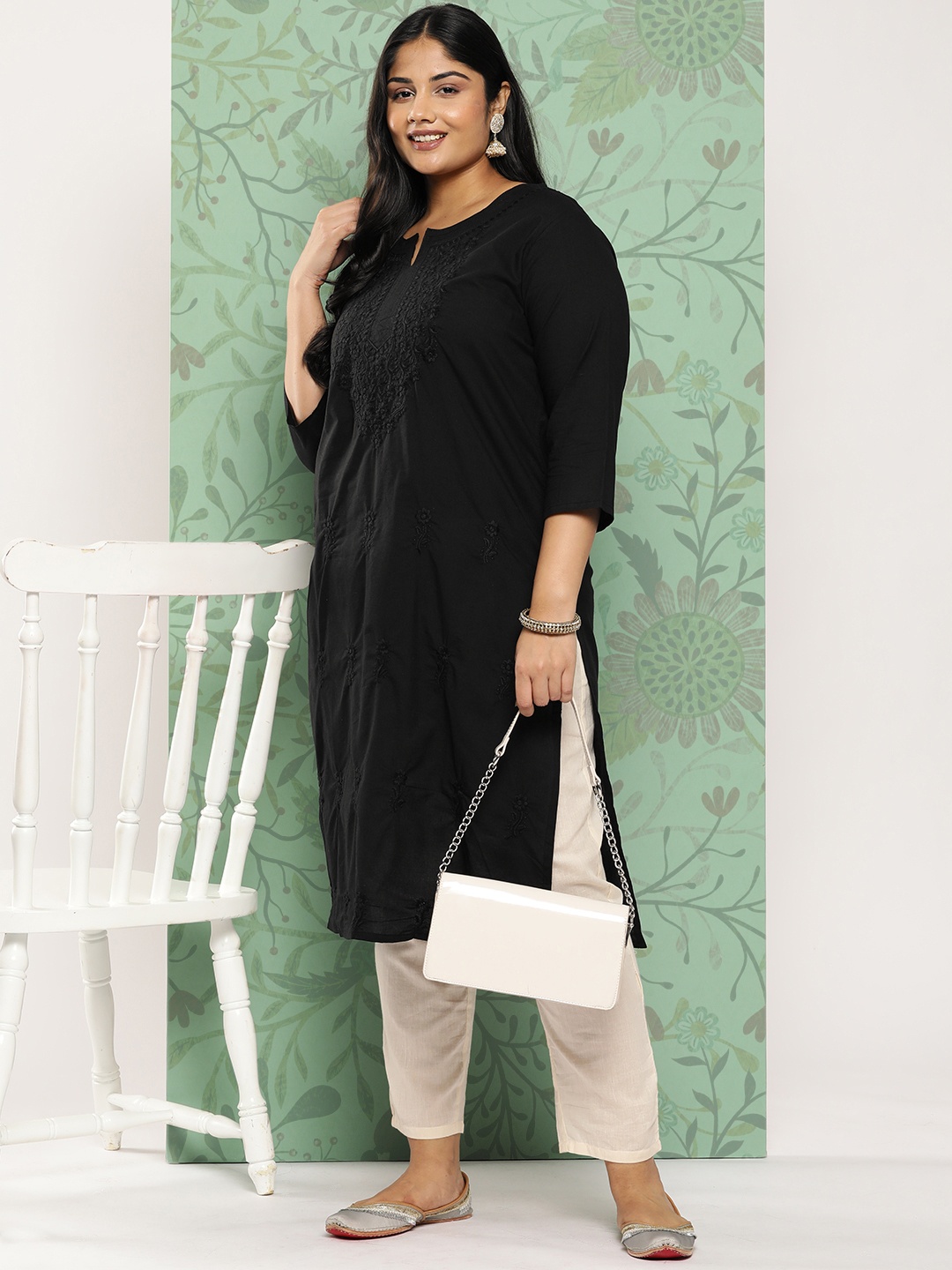 

Yufta Women Plus Size Floral Embroidered Straight Kurta, Black