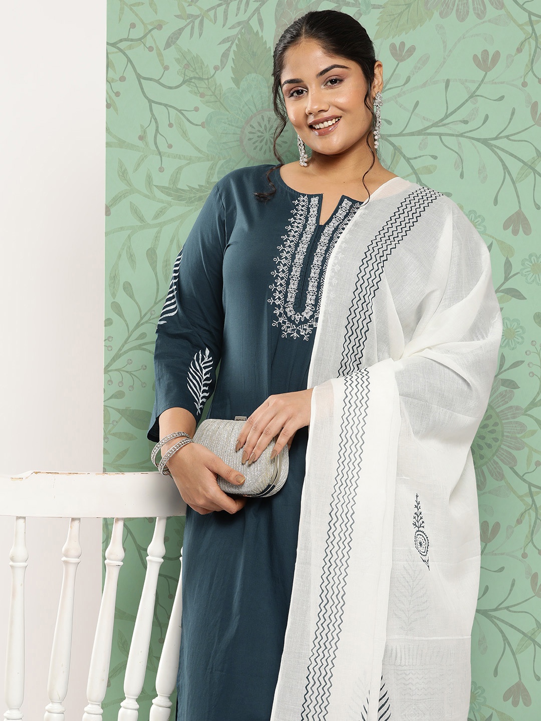 

Yufta Plus Size Ethnic Motifs Embroidered Pure Cotton Kurta with Palazzos & With Dupatta, Blue