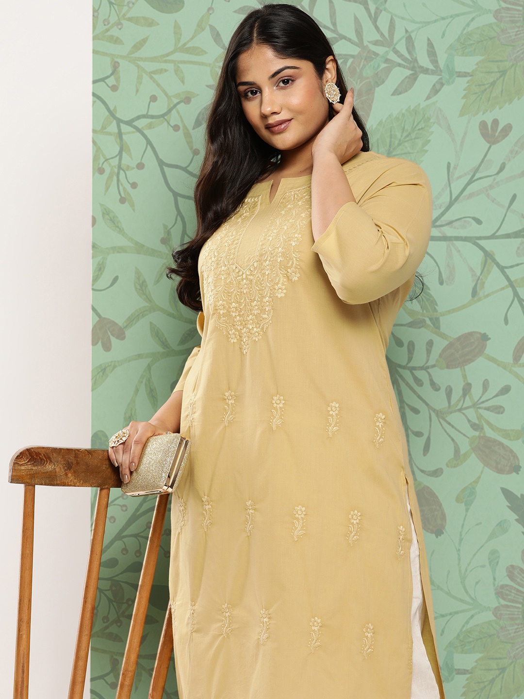 

Yufta Plus Size Floral Embroidered Chikankari Pure Cotton Kurta, Beige