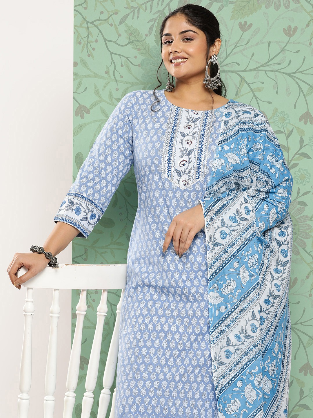 

Yufta Plus Size Paisley Printed Gotta Patti Pure Cotton Kurta with Trousers & With Dupatta, Blue