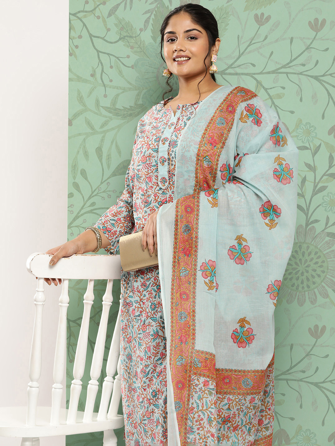 

Yufta Plus Size Floral Printed Gotta Patti Pure Cotton Kurta with Trousers & With Dupatta, Blue
