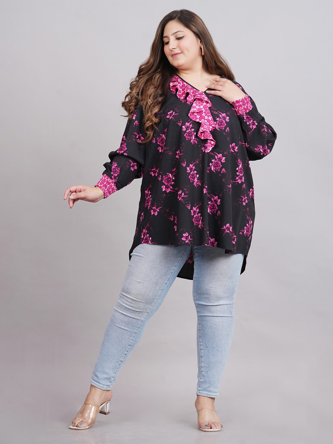 

HERE&NOW Plus Size Floral Printed V Neck Shirt Style Top, Black