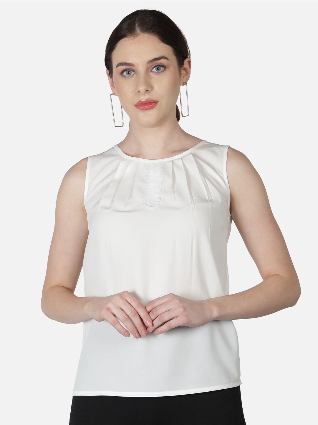 

ALL WAYS YOU Round Neck Sleeveless Pleated Top, White