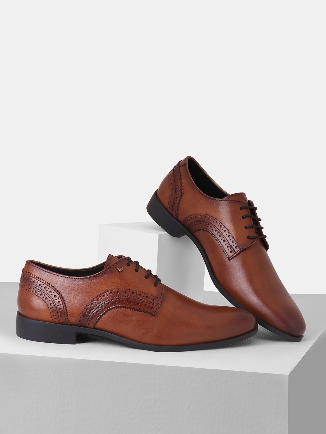 

Blackberrys Men Leather Formal Derbys, Tan