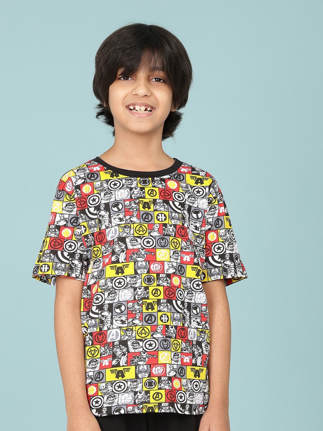 

SmartRAHO Boys Avengers Graphic Printed Drop-Shoulder Sleeves Cotton T-Shirt, Black
