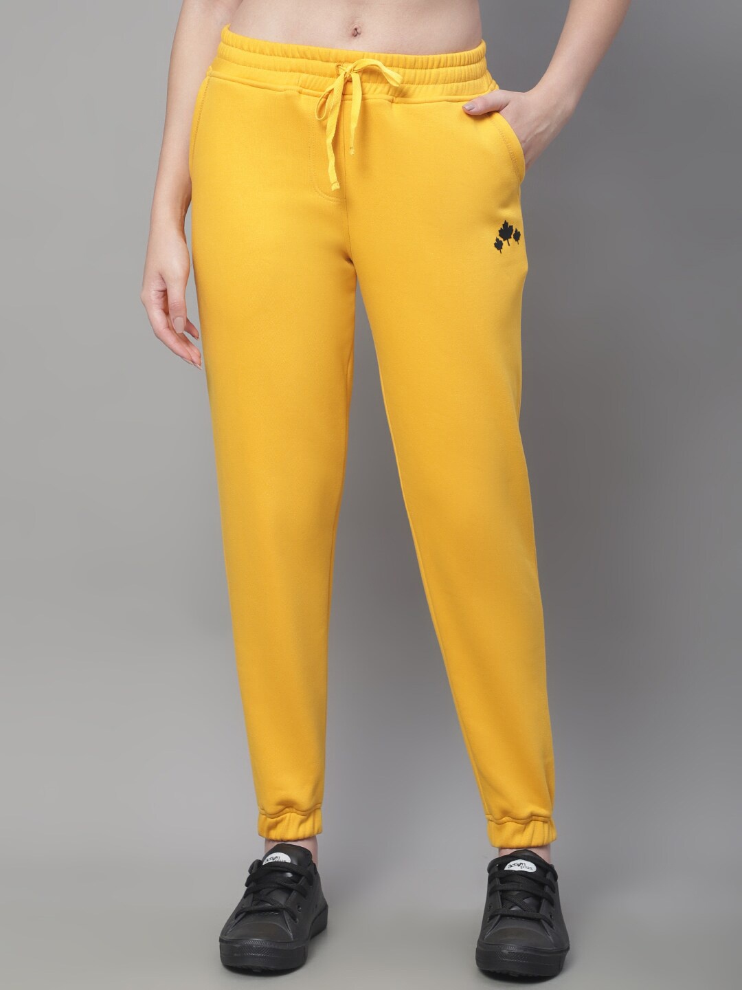 

Rute Women Regular Fit Cotton Joggers, Yellow