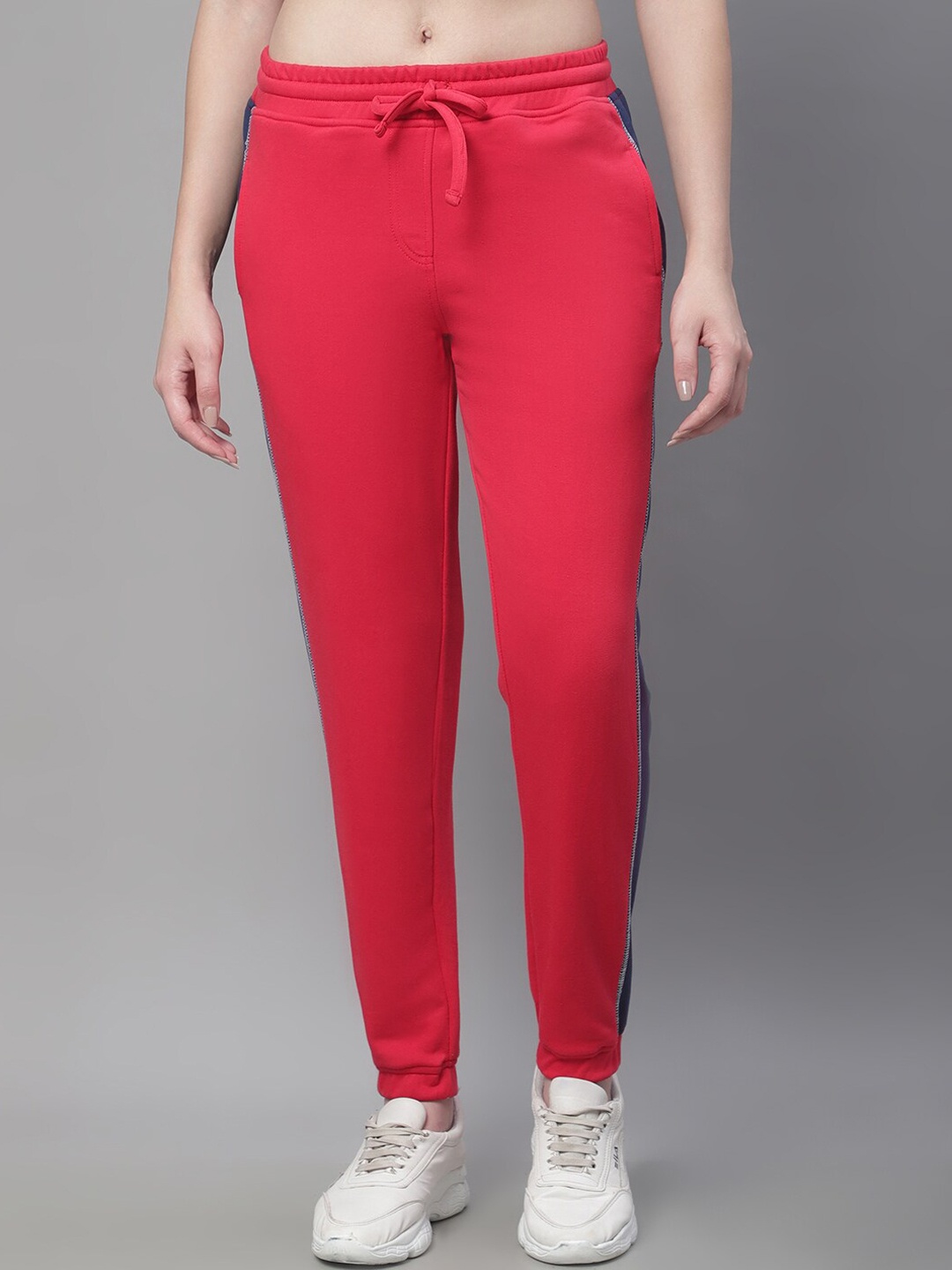 

Rute Women Regular Fit Cotton Joggers, Red