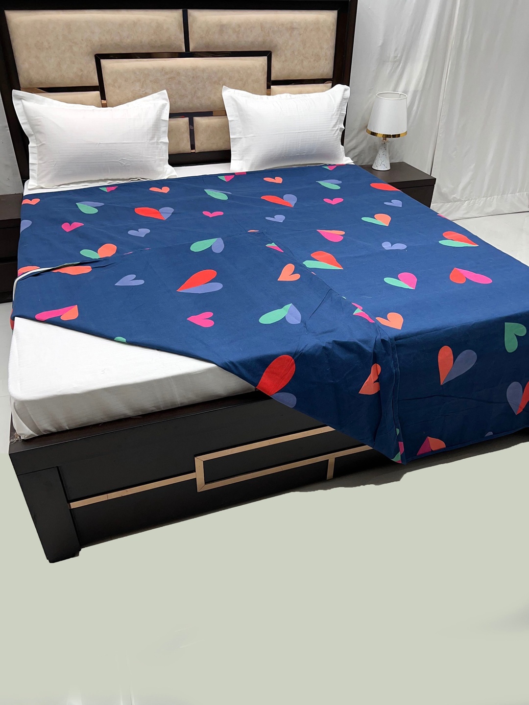 

Pure Decor Blue & Pink Printed 300 TC King Size Duvet Cover With Zipper Lace