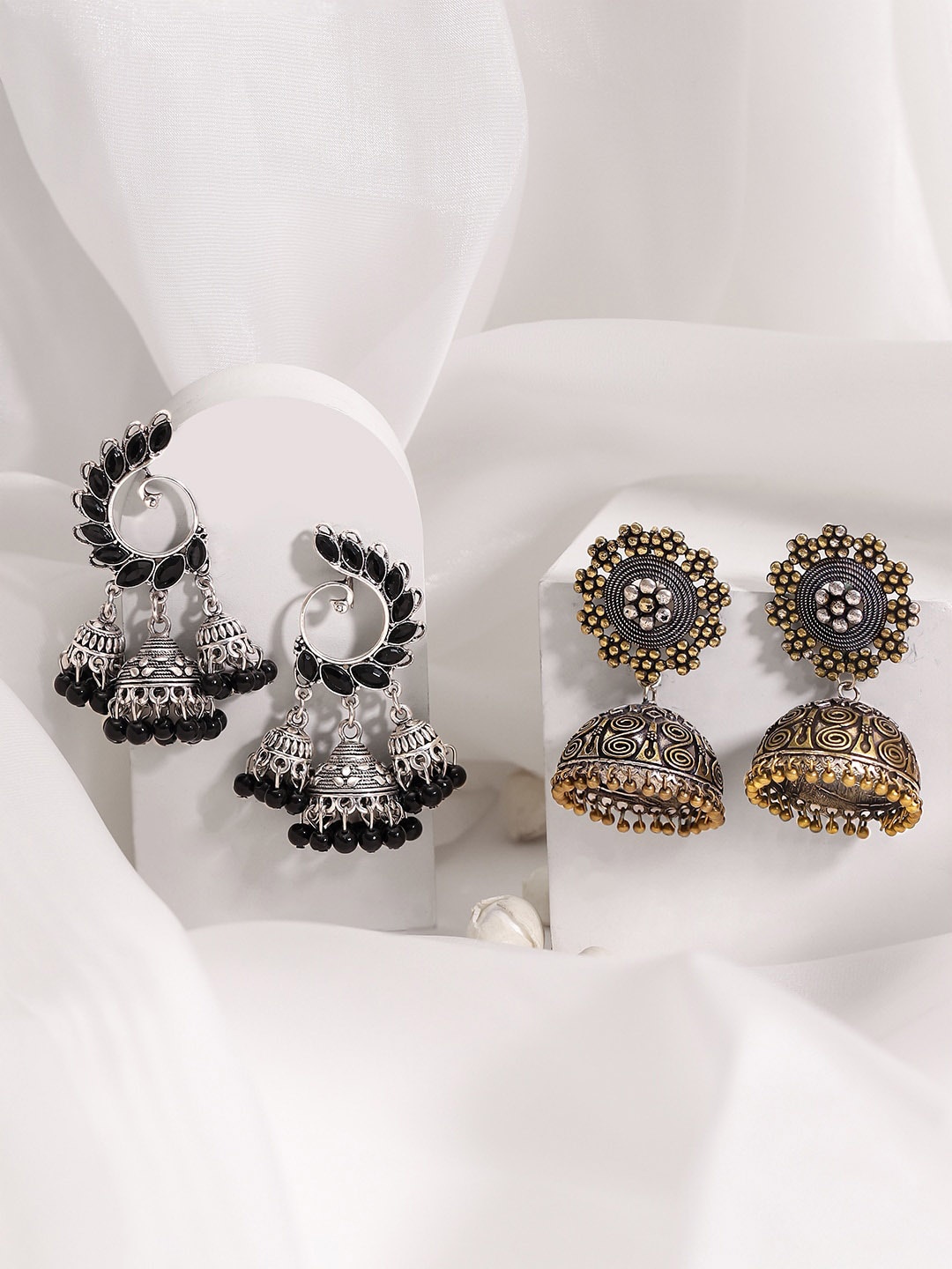 

Rubans Set Of 2 Dome Shaped Jhumkas Earrings, Silver