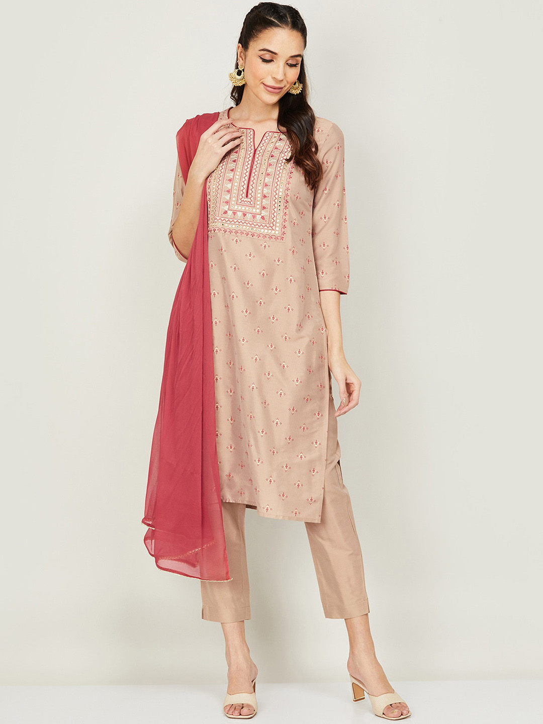 

Melange by Lifestyle Yoke Embroidered Ethnic Kurti with Trousers & Dupatta, Beige