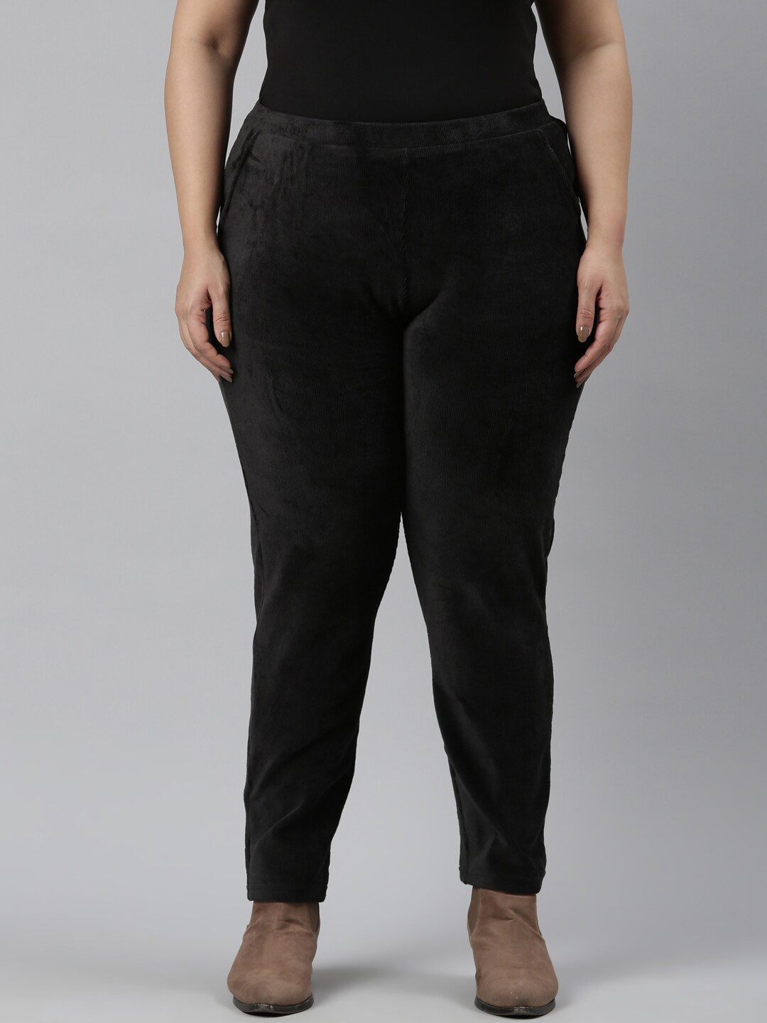 

Go Colors Women Plus Size Slim Fit Jeggings, Black