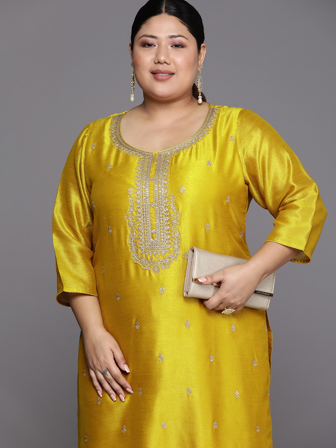 

EXTRA LOVE BY LIBAS Plus Size Women Floral Embroidered Kurta, Yellow