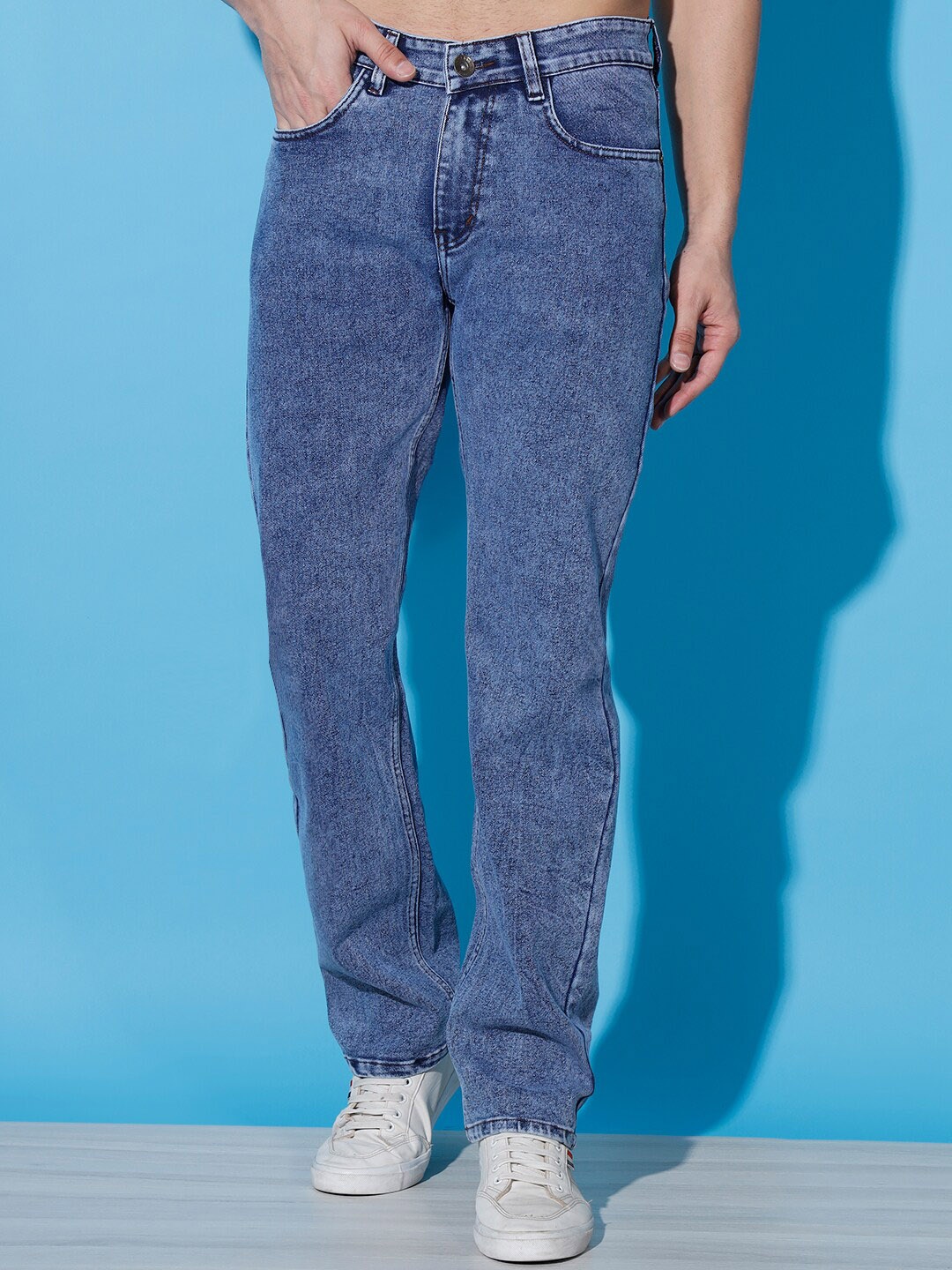 

UNITED DENIM Men Straight Fit Mid-Rise Light Fade Stretchable Jeans, Blue