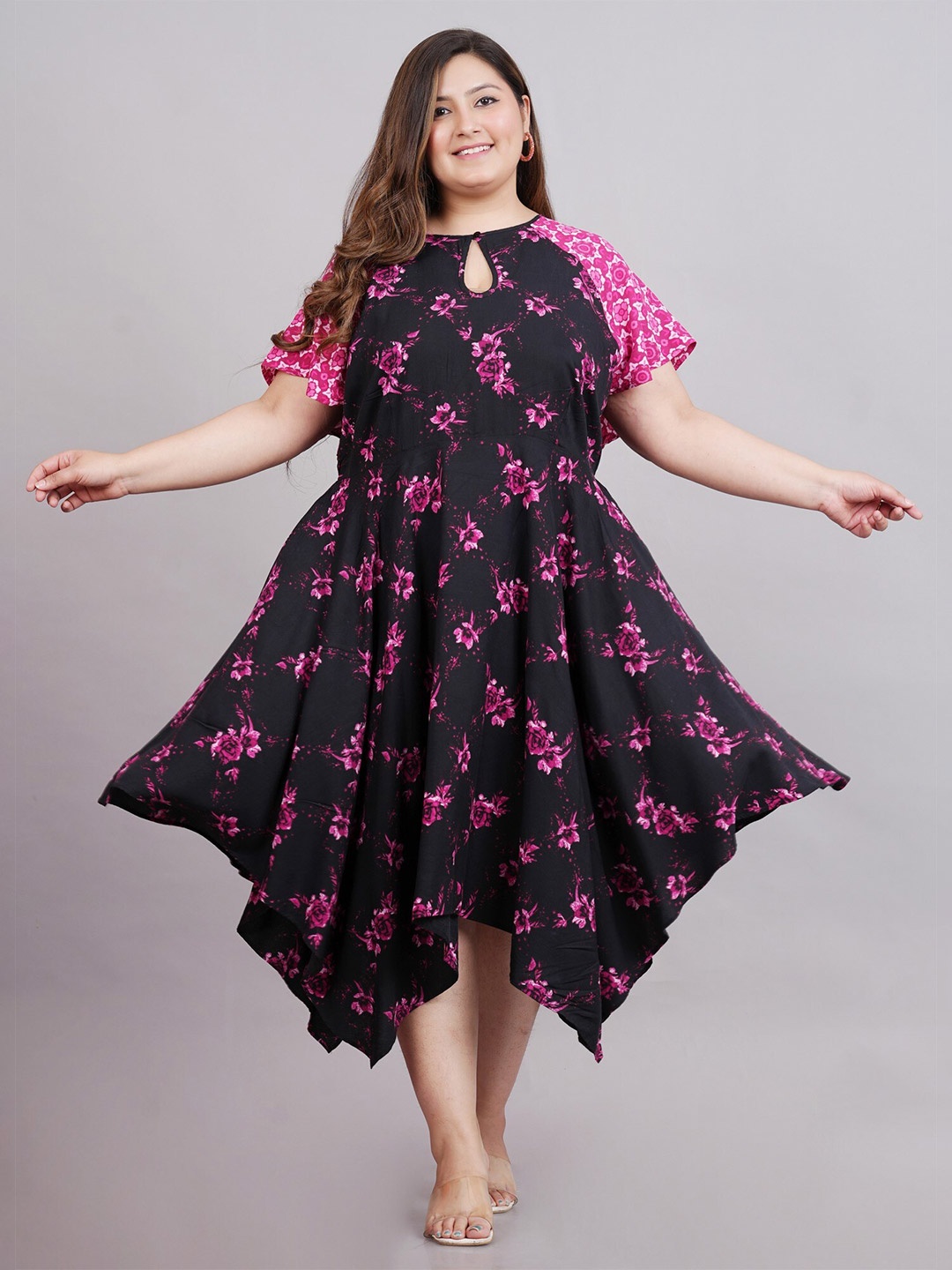 

HERE&NOW Plus Size Keyhole Neck Floral Printed Asymmetric Hem Fit & Flare Dress, Navy blue