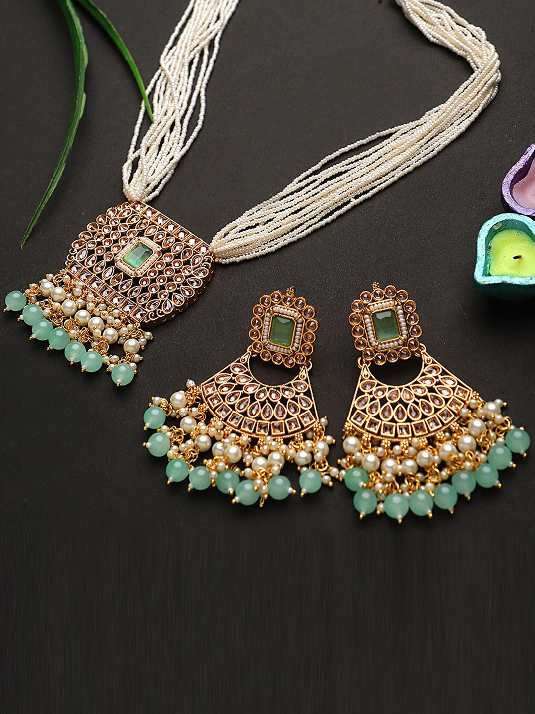 

STEORRA JEWELS Gold-Plated Stone-Studded & Beaded Jewellery Set, Green