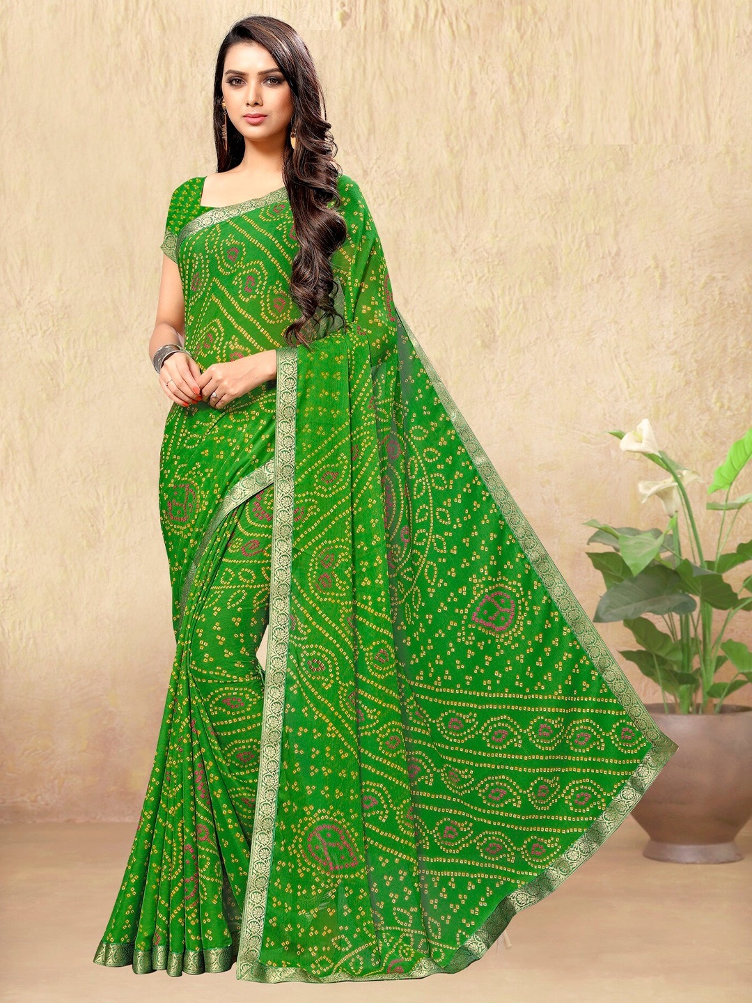 

Mitera Bandhani Pure Georgette Bandhani Saree, Green
