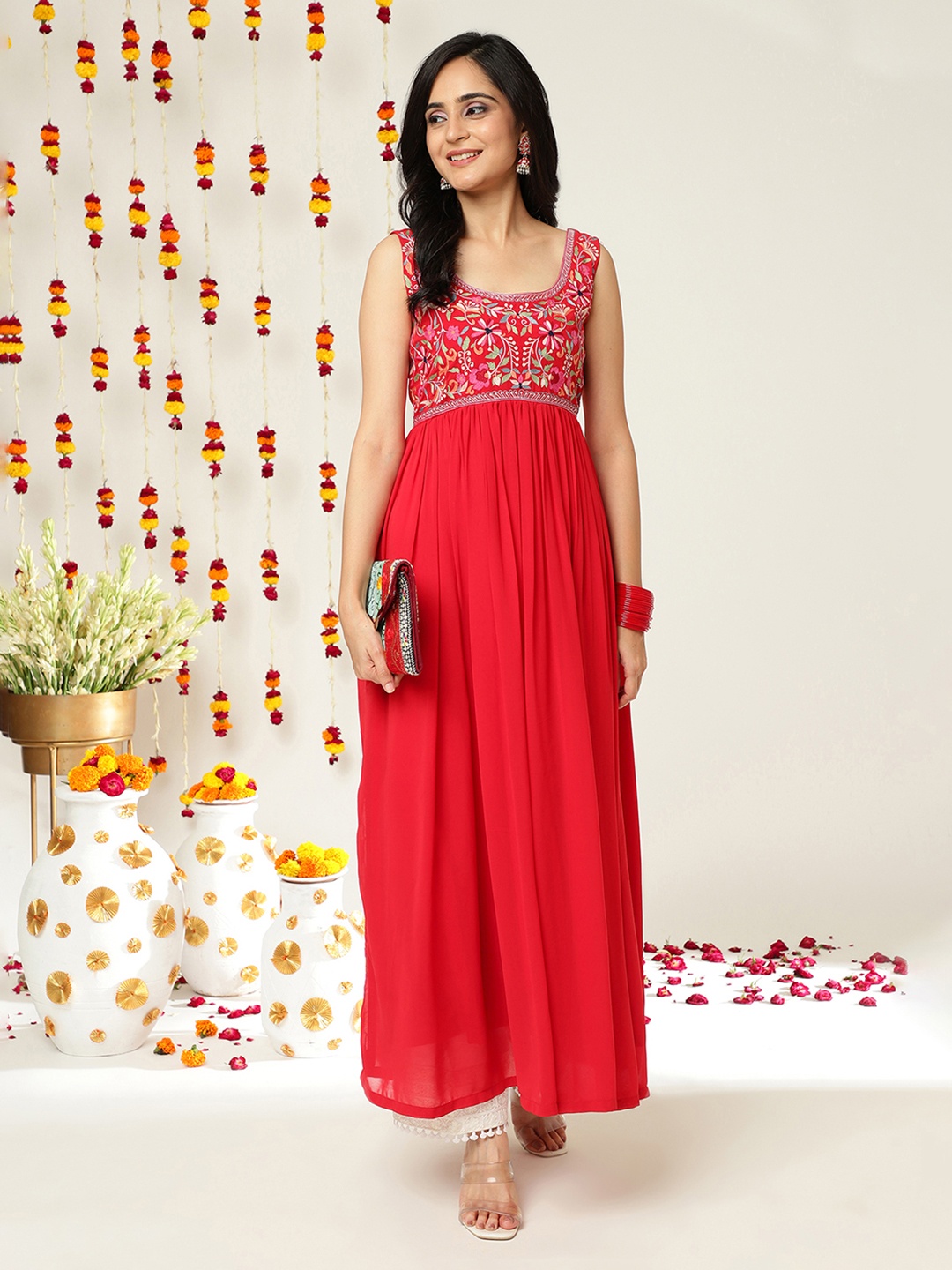 

Varanga Women Floral Yoke Design Georgette Kurta, Red