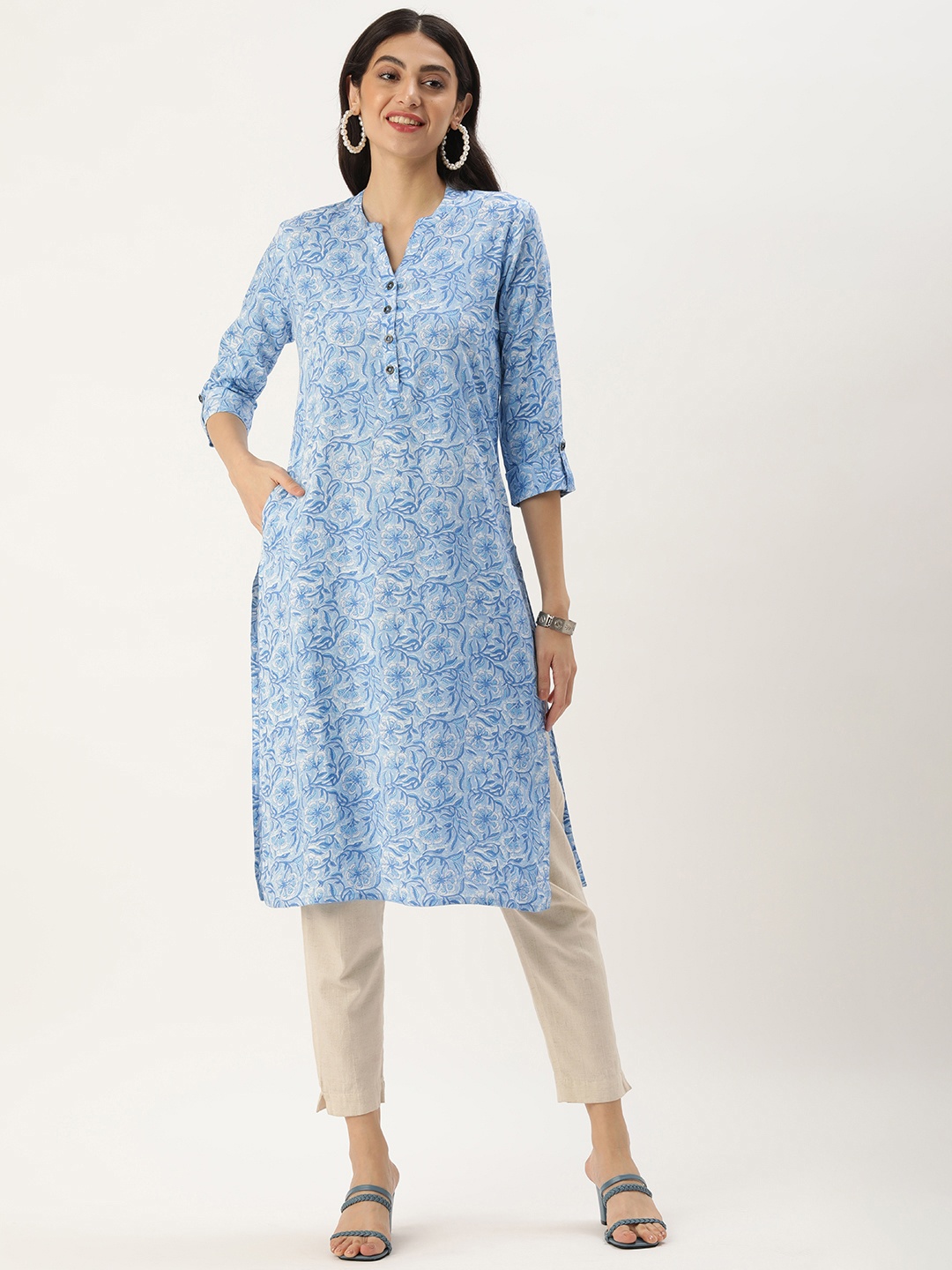 

AMUKTI Women Floral Printed Straight Kurta, Blue