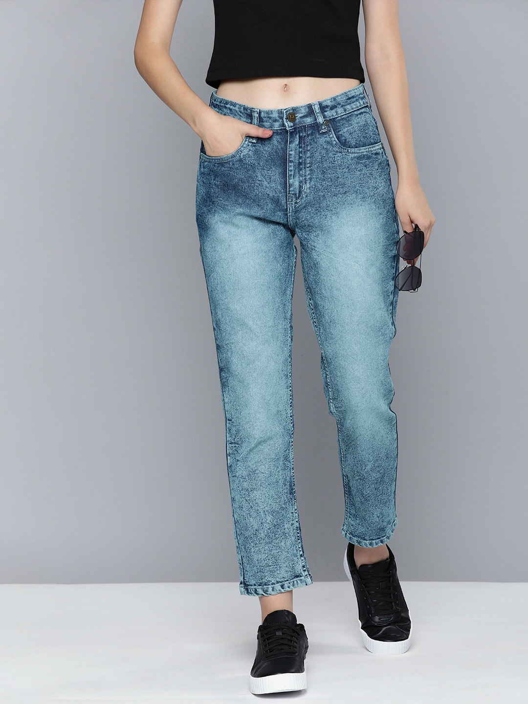 

Harvard Women Straight Fit Light Fade Acid Wash Jeans, Blue
