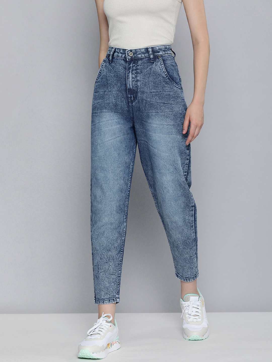 

Harvard Women Relaxed Fit Heavy Fade Jeans, Blue