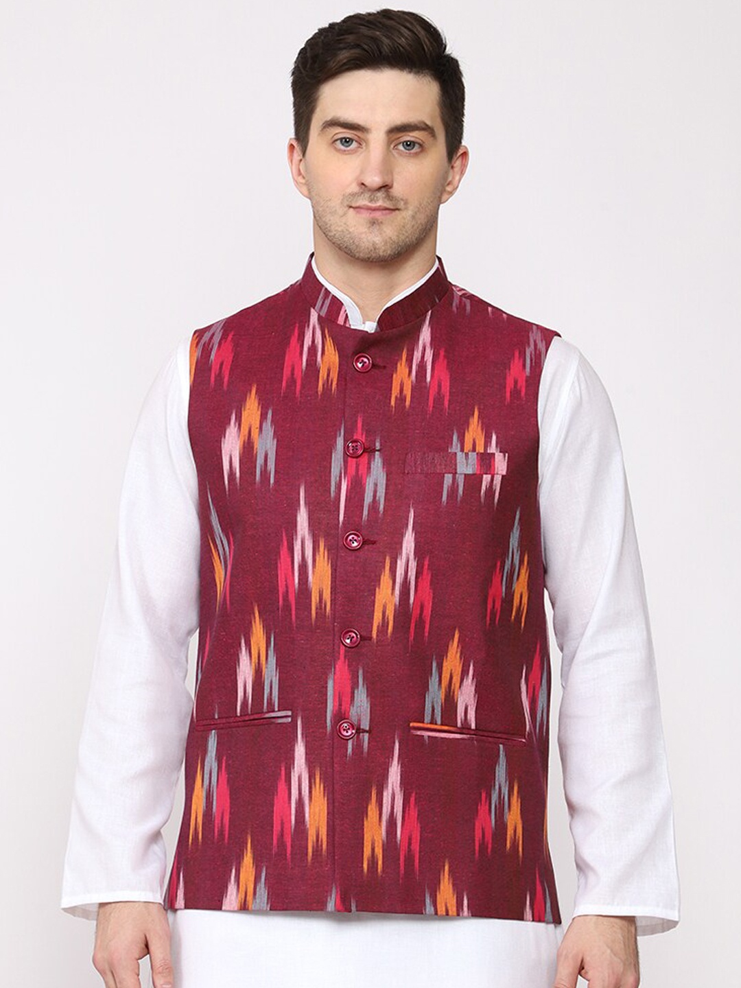 

Vastraa Fusion Men Ikat Printed Pure Cotton Nehru Jackets, Maroon