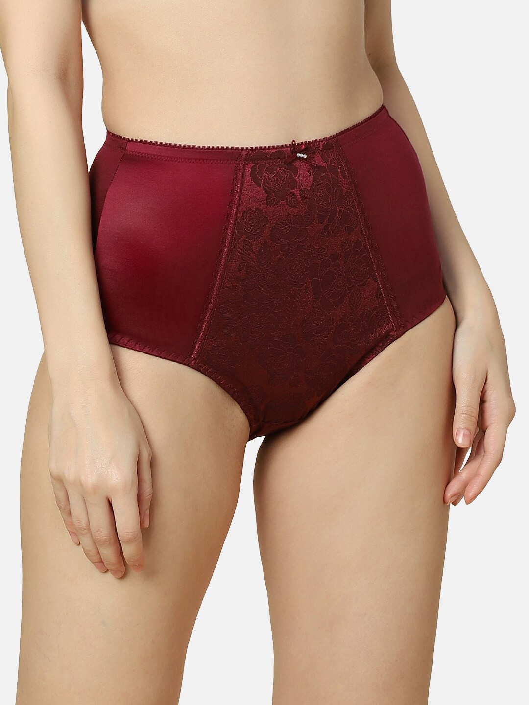 

Triumph Women Lace Anti Odour Hipster Briefs, Maroon