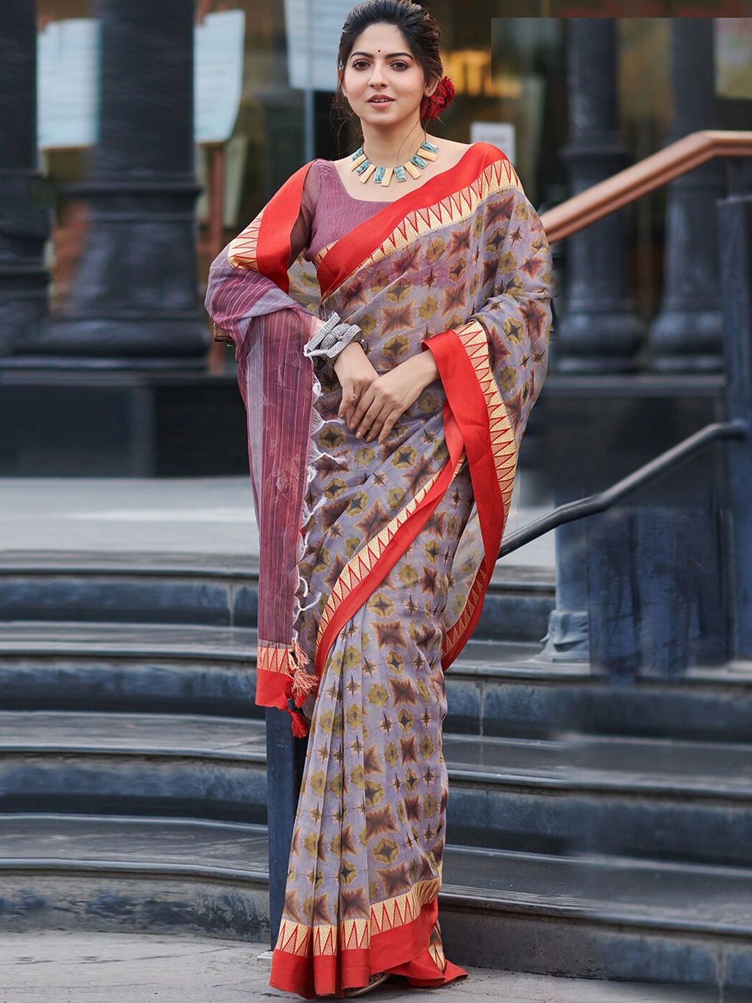 

Saree mall Grey Abstract Printed Saree