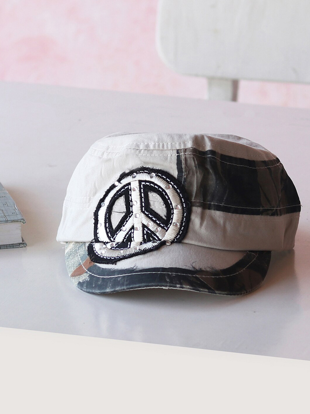 

UNKNOWN by Ayesha Printed Cotton Baseball Cap, Cream