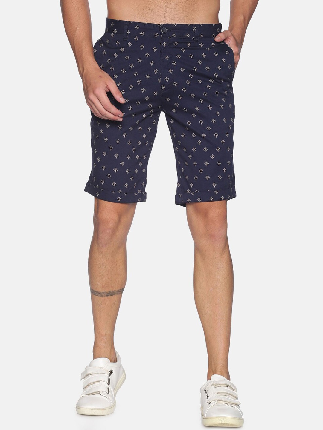 

IVOC Men Geometric Printed Slim Fit Outdoor Shorts, Navy blue