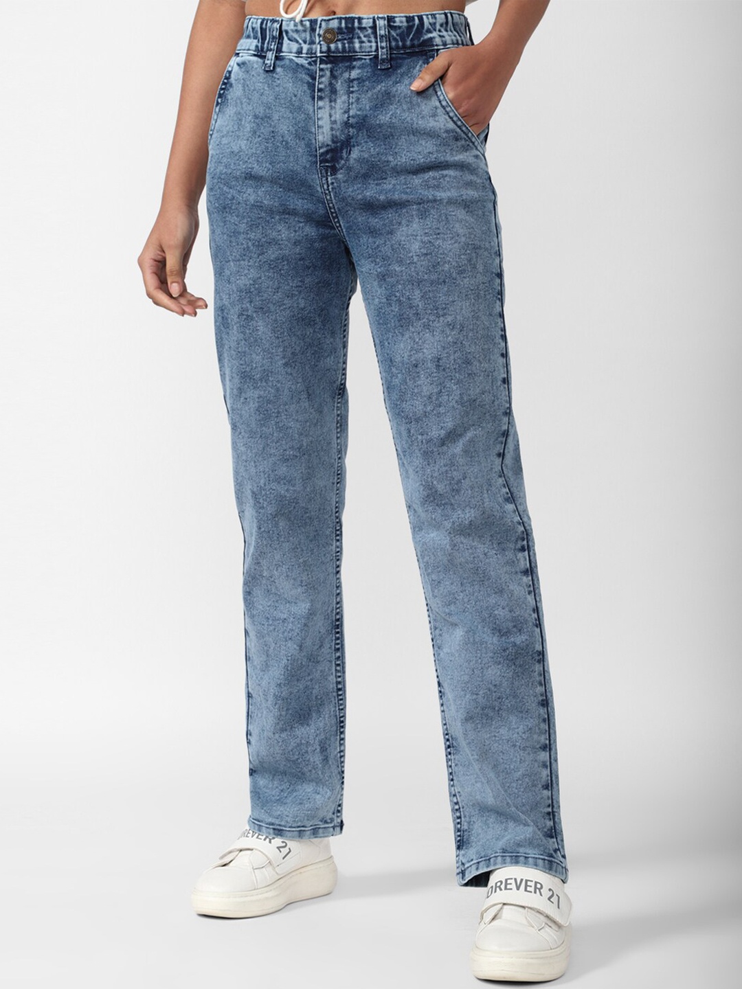 

FOREVER 21 Heavy Fade Mid-Rise Acid Wash Jeans, Blue