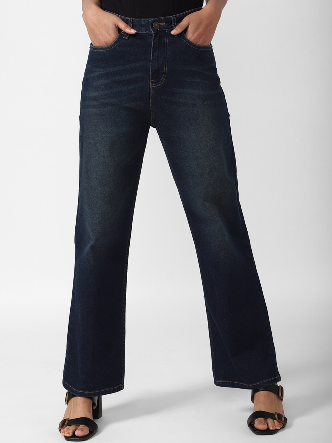 

FOREVER 21 Light Fade Mid-Rise Straight Jeans, Navy blue