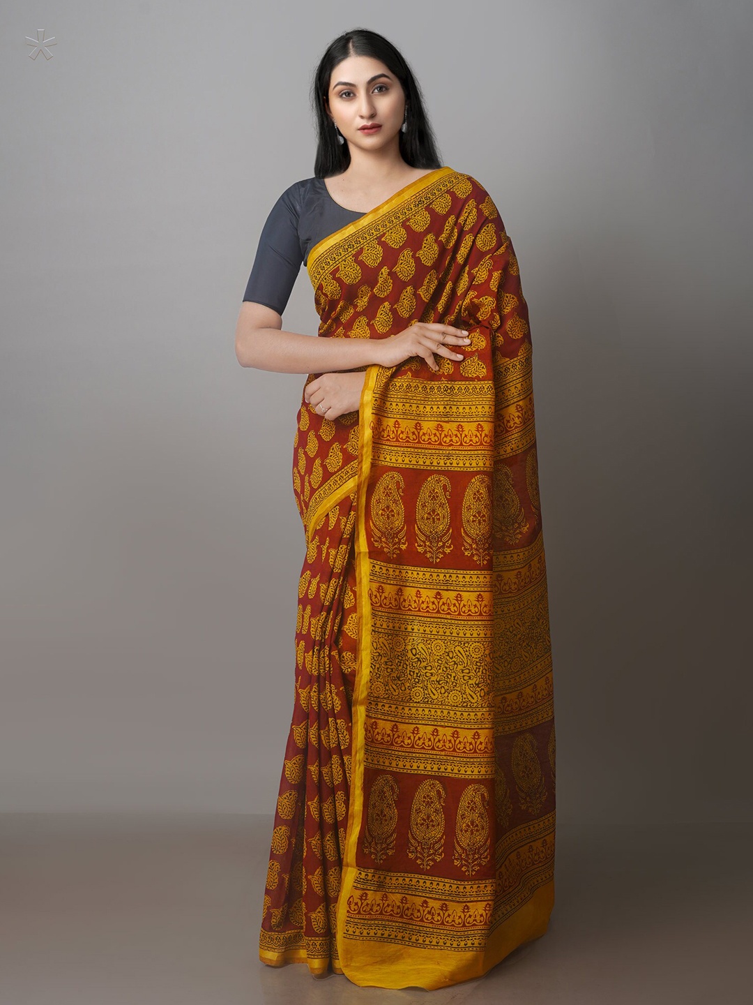 

Unnati Silks Paisley Bagh Zari Chanderi Saree, Maroon