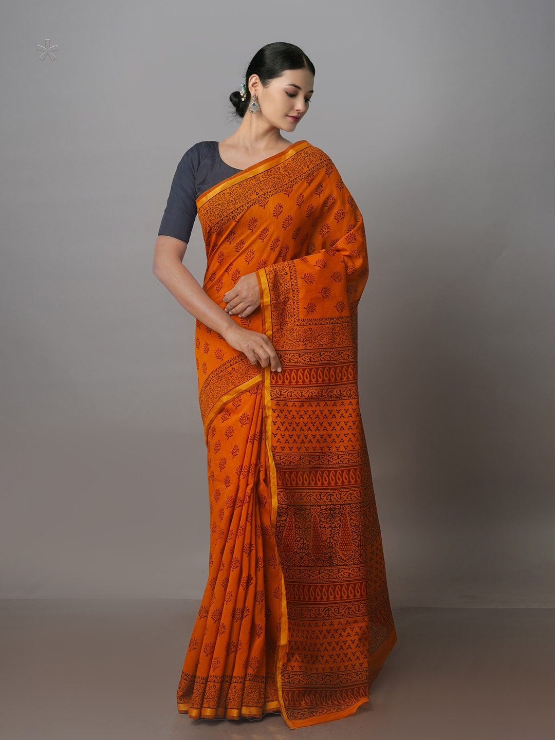 

Unnati Silks Ethnic Motifs Zari Chanderi Saree, Orange