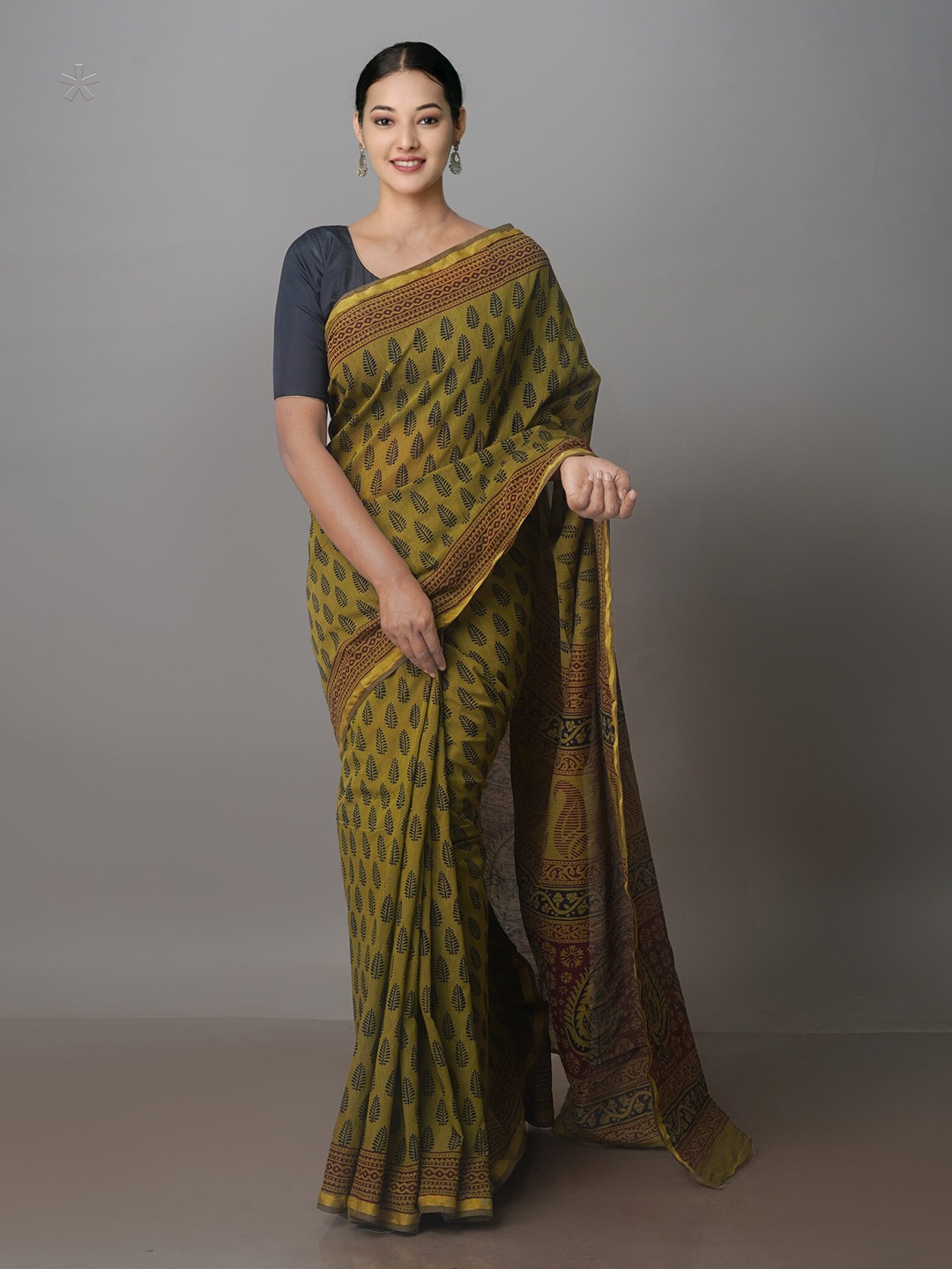 

Unnati Silks Ethnic Mofits Printed Zari Chanderi Saree, Green
