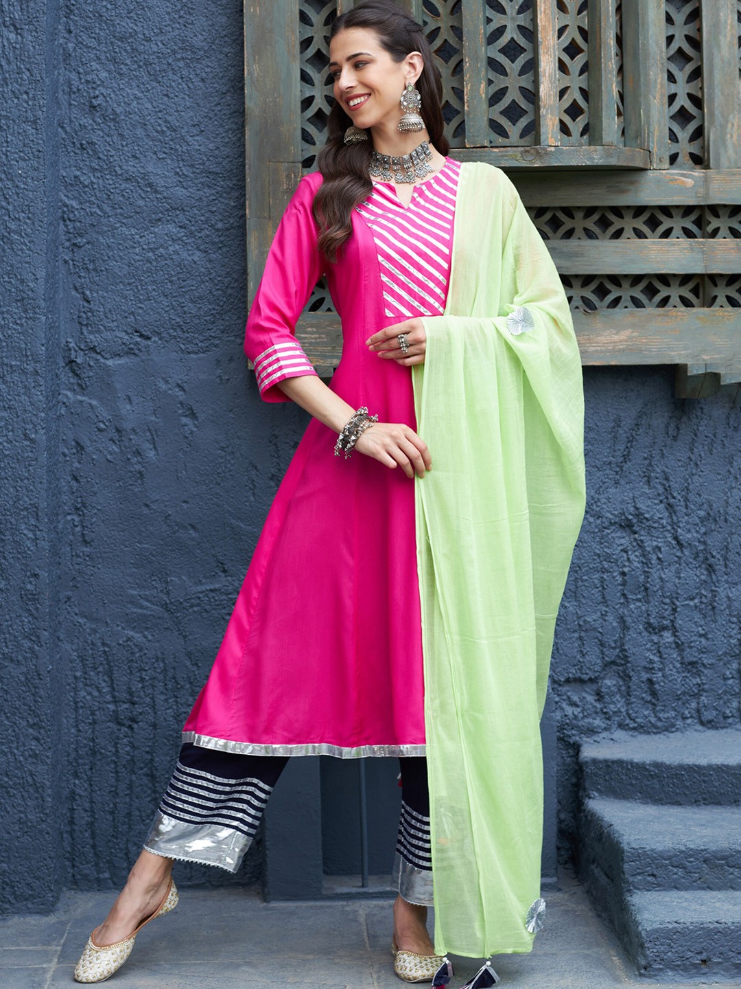 

Shae by SASSAFRAS Gotta Patti Panelled Anarkali Kurta with Palazzos & With Dupatta, Fuchsia