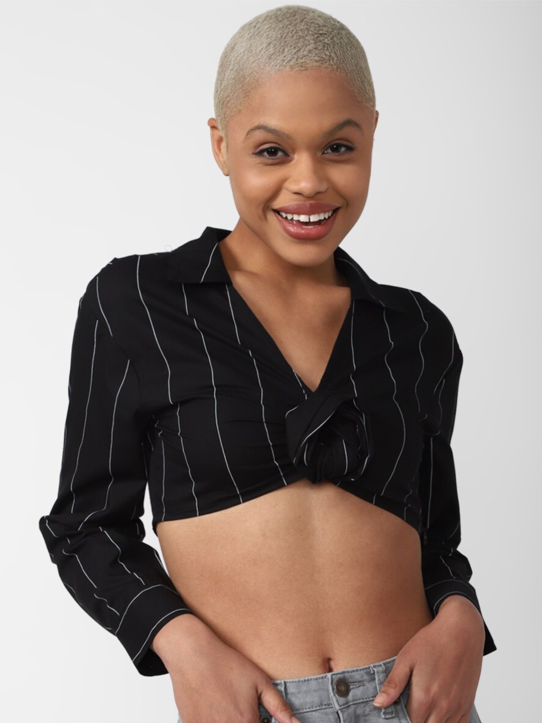 

FOREVER 21 Vertical stripes Shirt Collar Pure Cotton Crop Top, Black