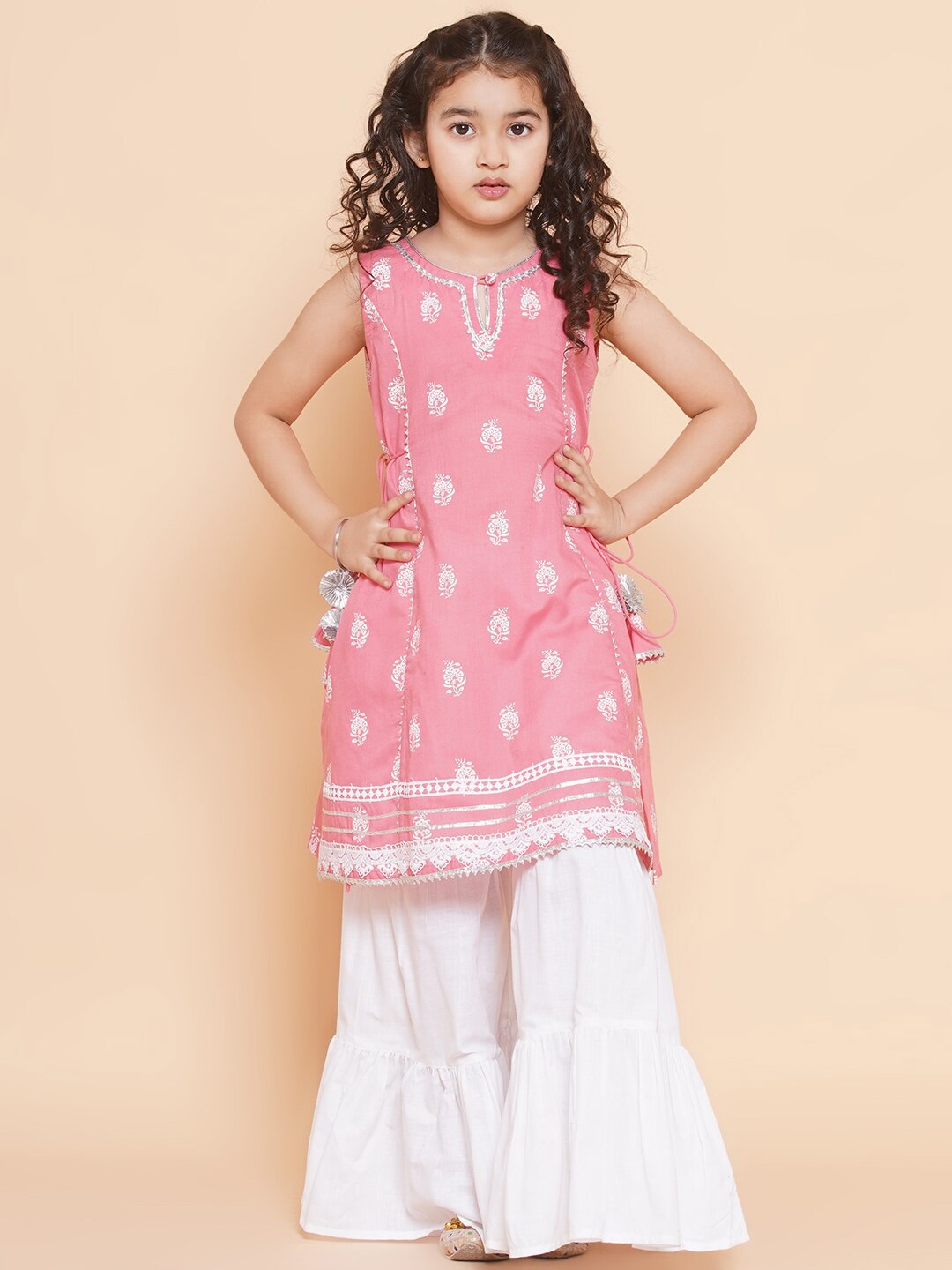 

Bitiya by Bhama Girls Floral Printed Gotta Patti Pure Cotton Kurta With Sharara, Peach