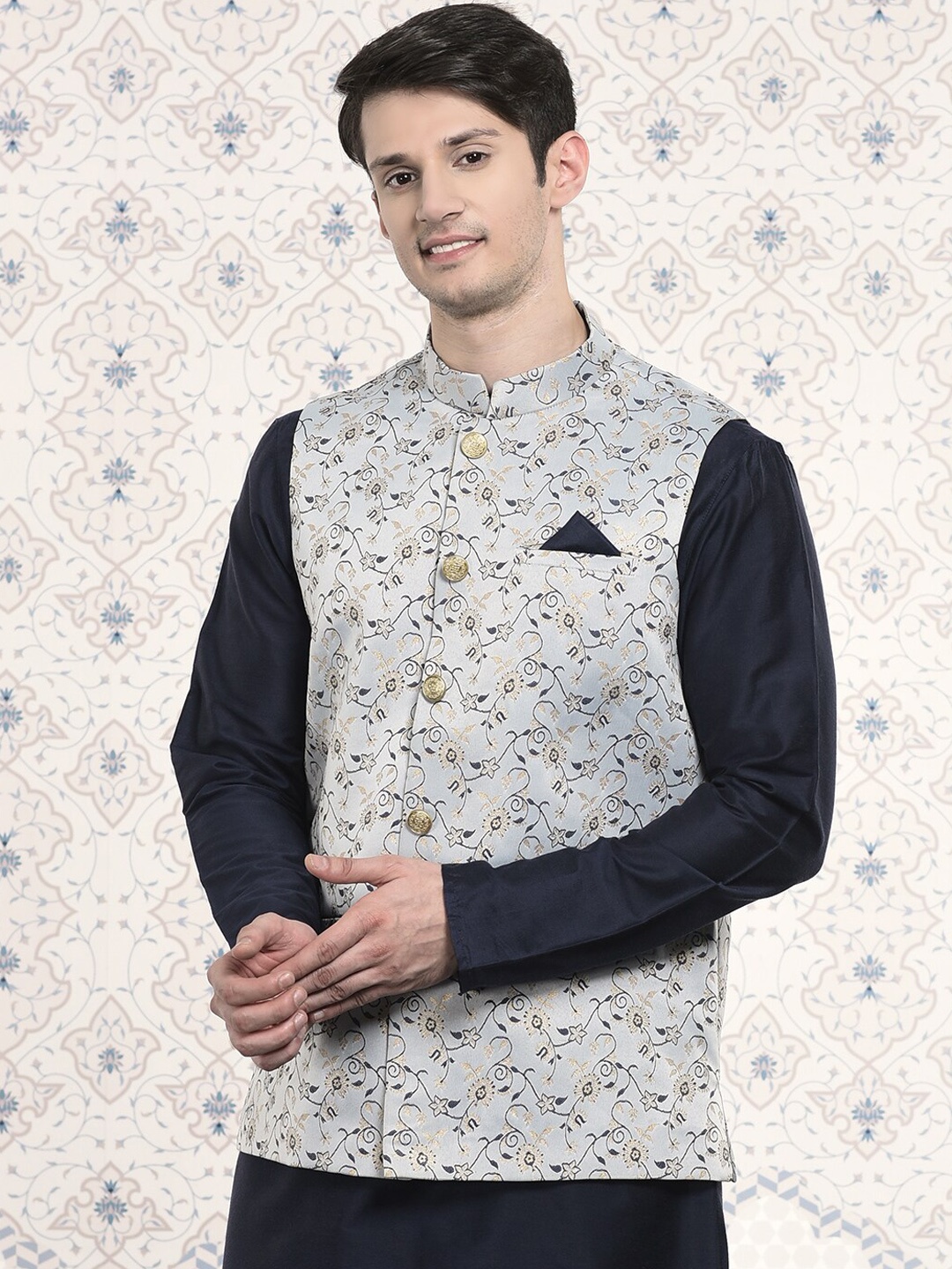 

Ode by House of Pataudi Men Woven Design Nehru Jackets, Silver