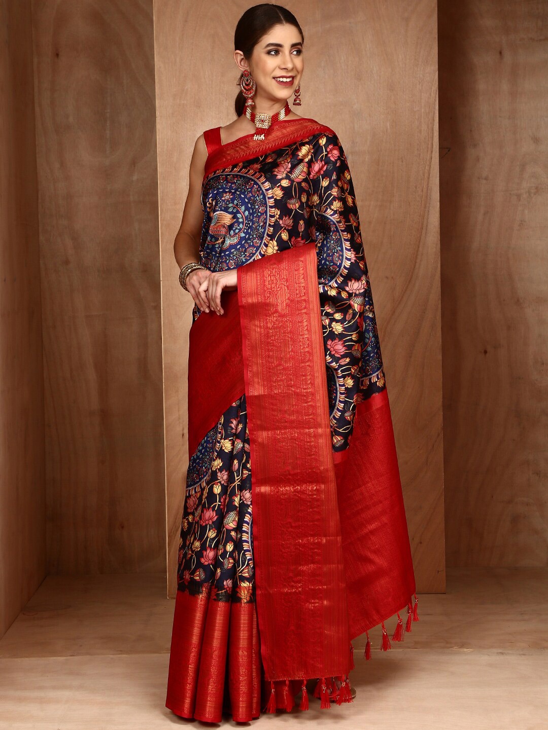 

Anouk Ethnic Motifs Printed Zari Patola Saree, Blue