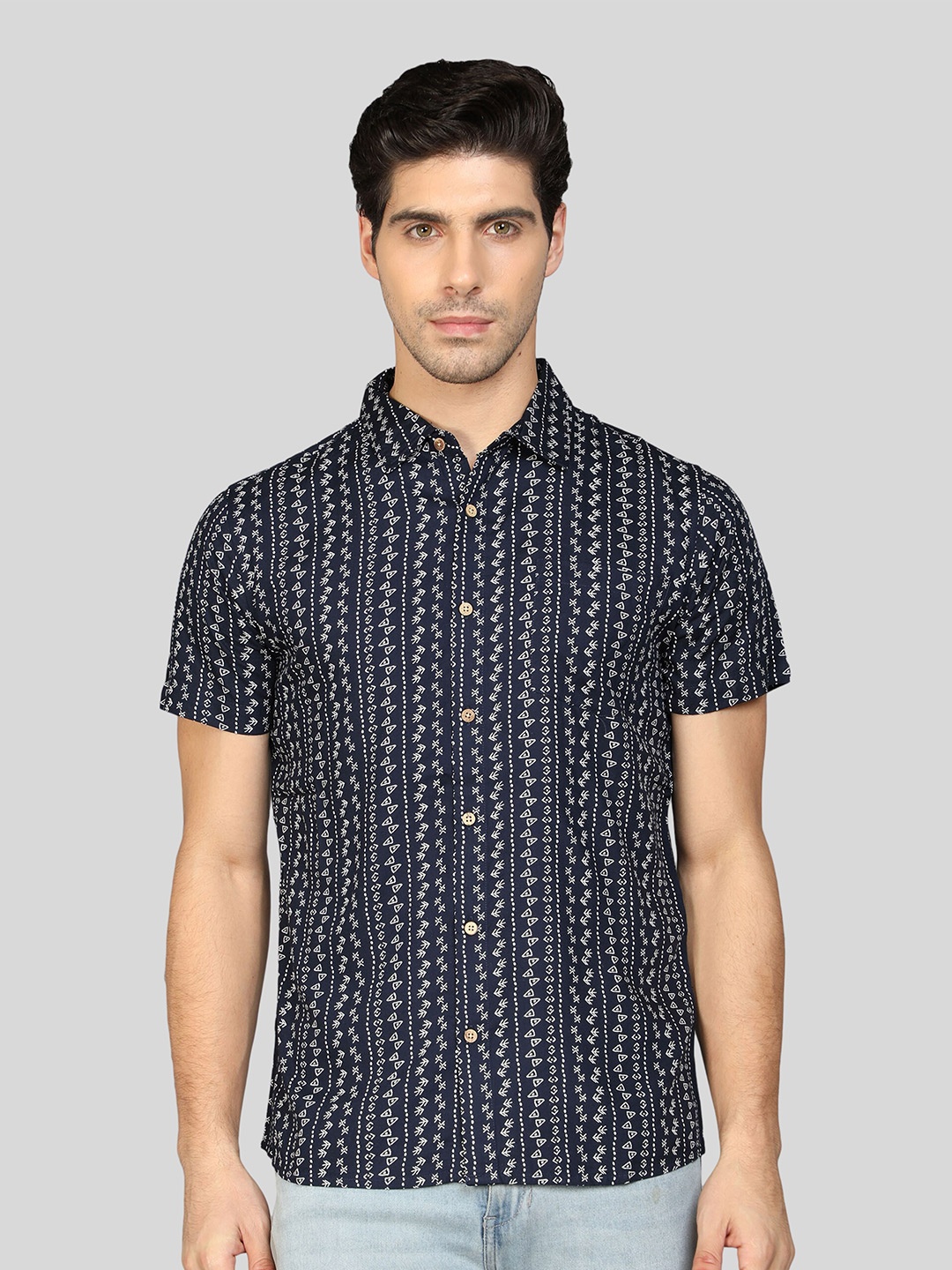

NUEVOSDAMAS Slim Fit Geometric Printed Casual Shirt, Blue