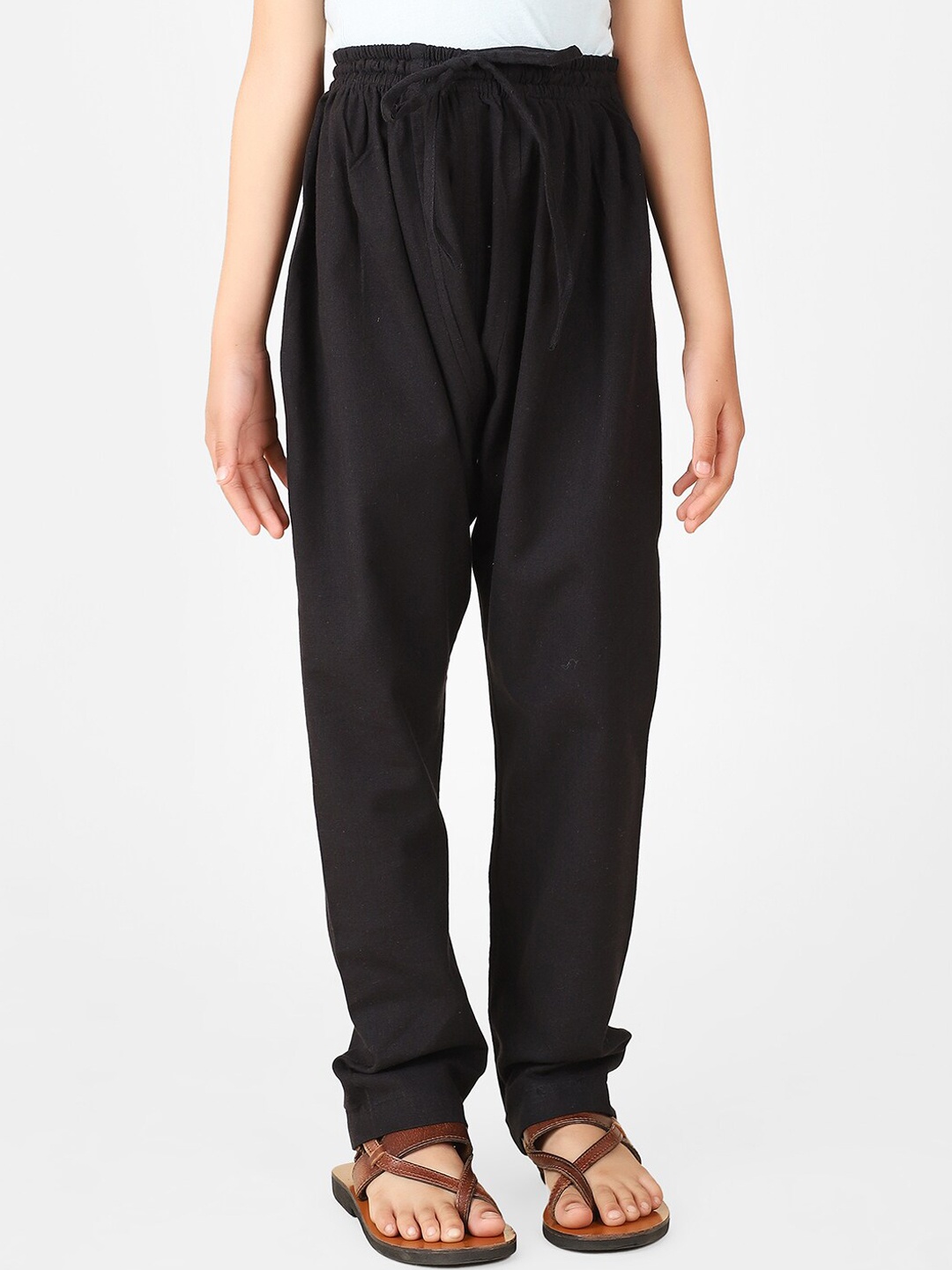

Fabindia Boys Cotton Mid-Rise Pyjama, Black